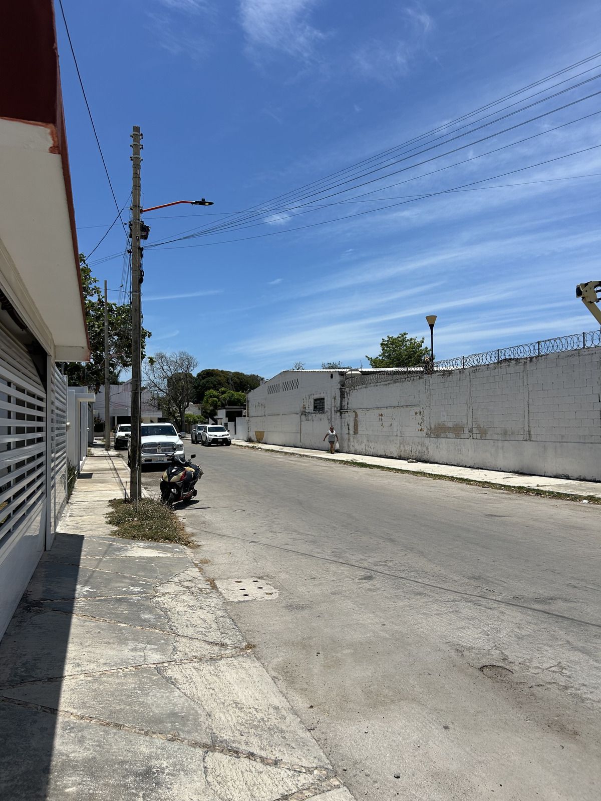 4 of 27: Calle Juarez
