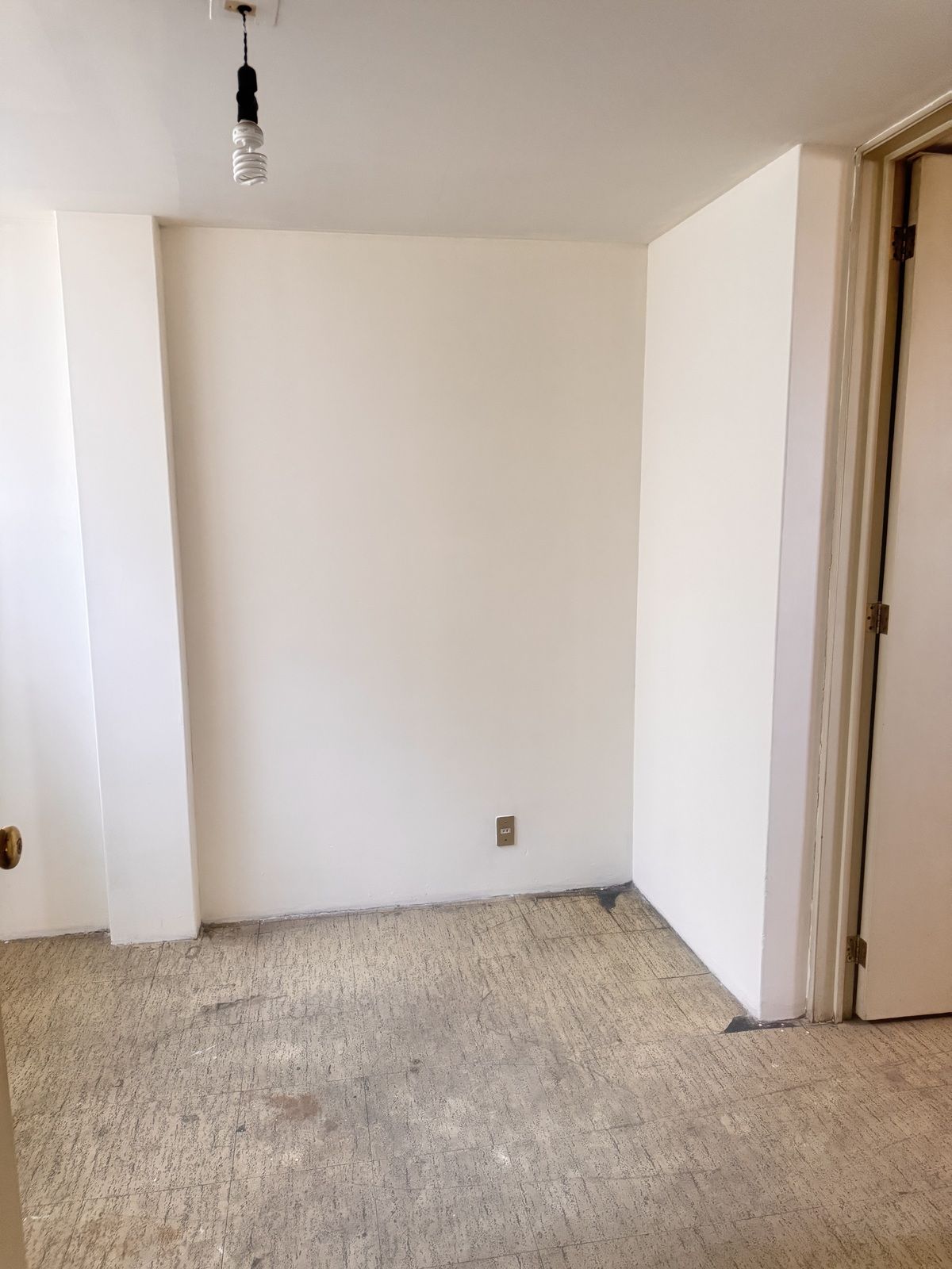 29 de 29: CUARTO SERVICIO CON BAÑO