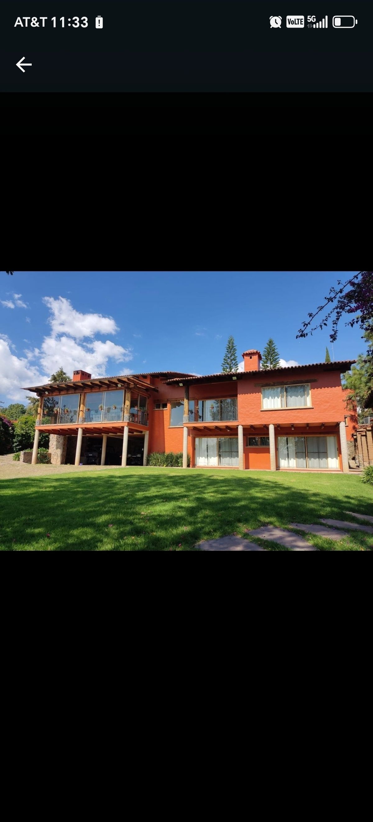 5 of 9: Fachada trasera
