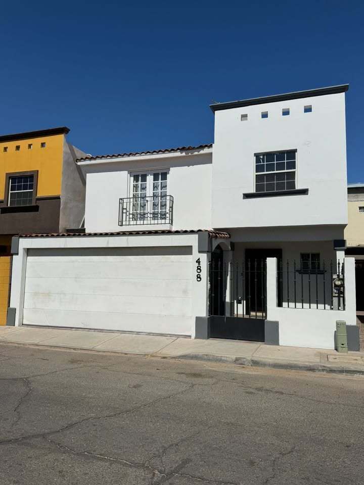 Se Vende Casa en Bosques del Sol (Mexicali, B.C.)