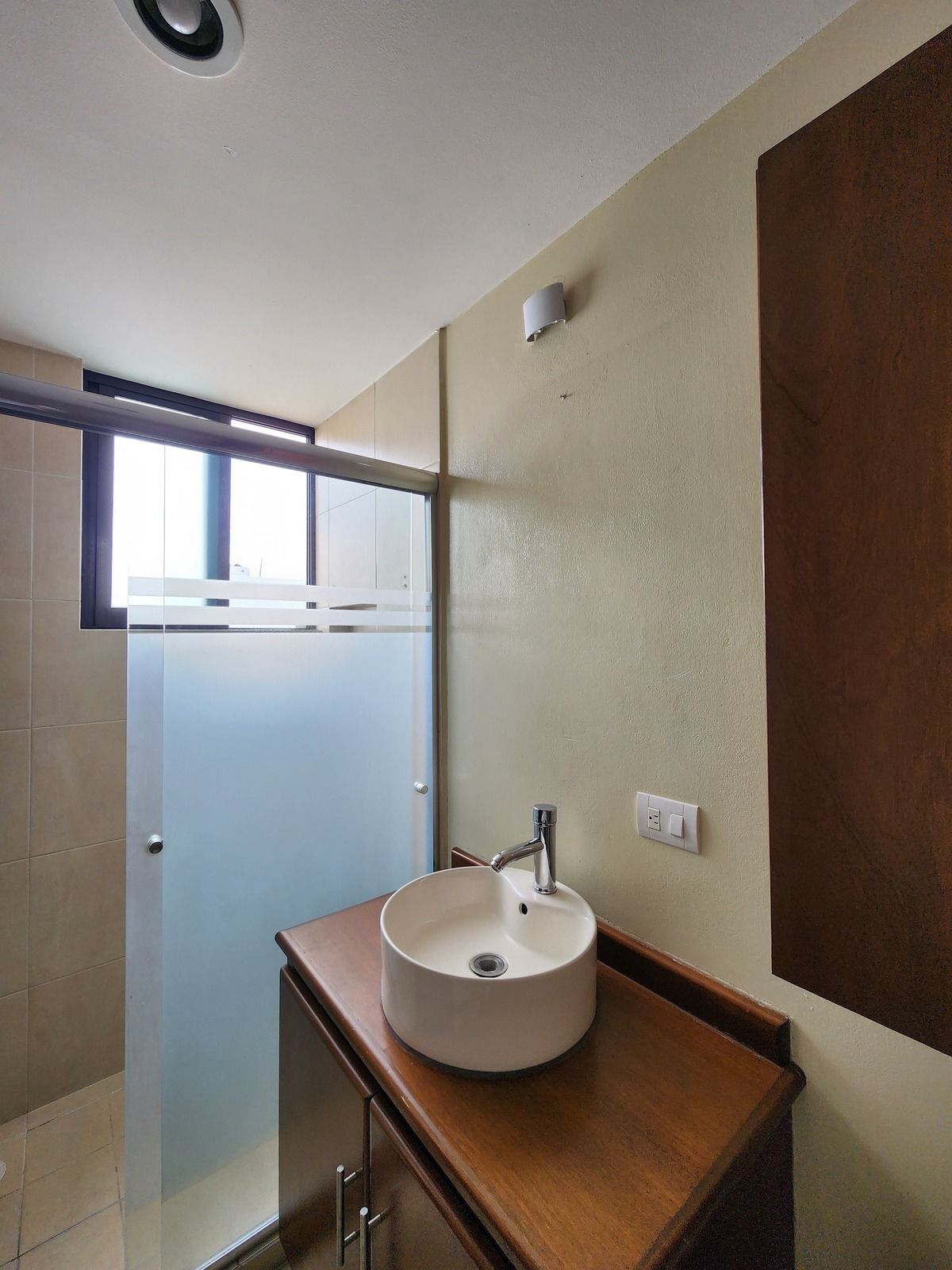 20 de 23: Baño recámara principal