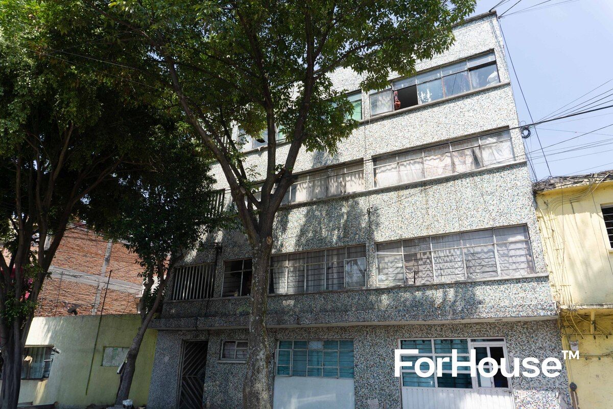 3 de 21: Edificio