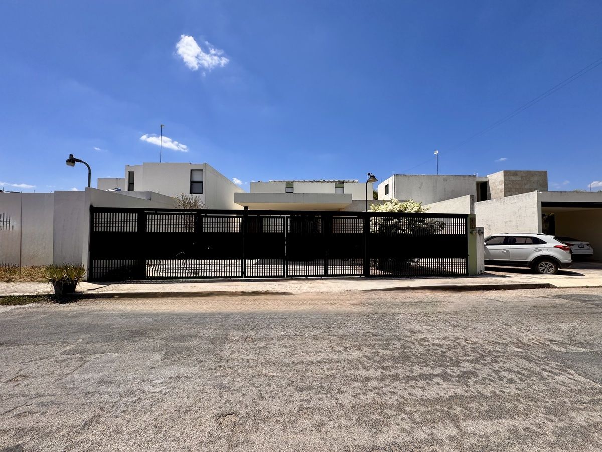 1 de 21: FACHADA