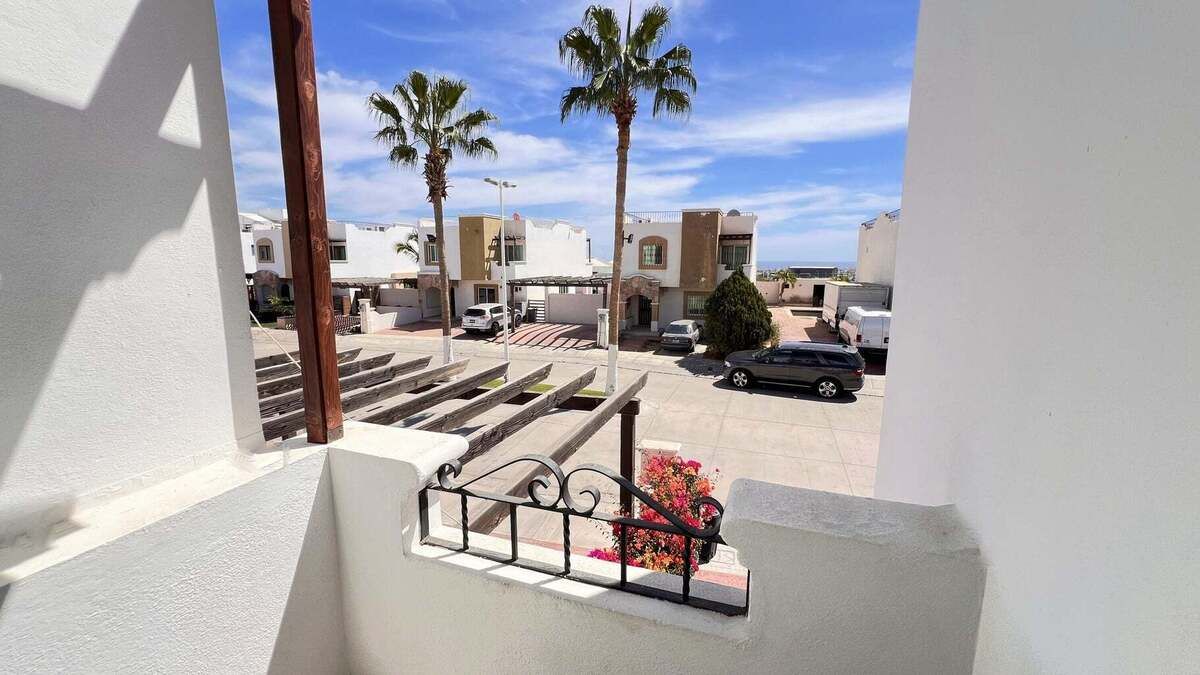 22 de 25: Balcon Habitacion