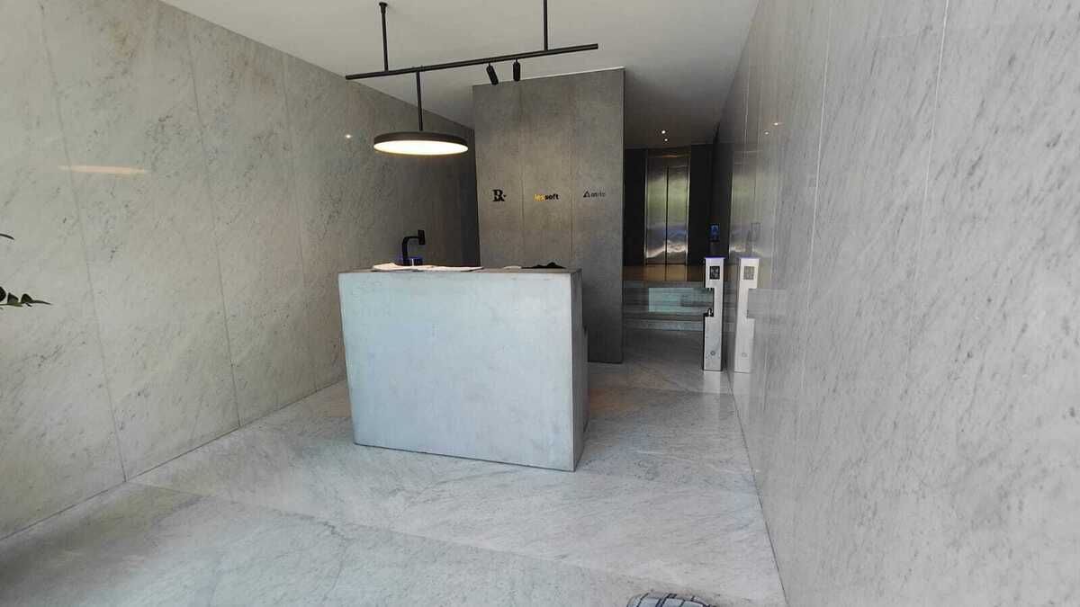 3 de 34: Lobby