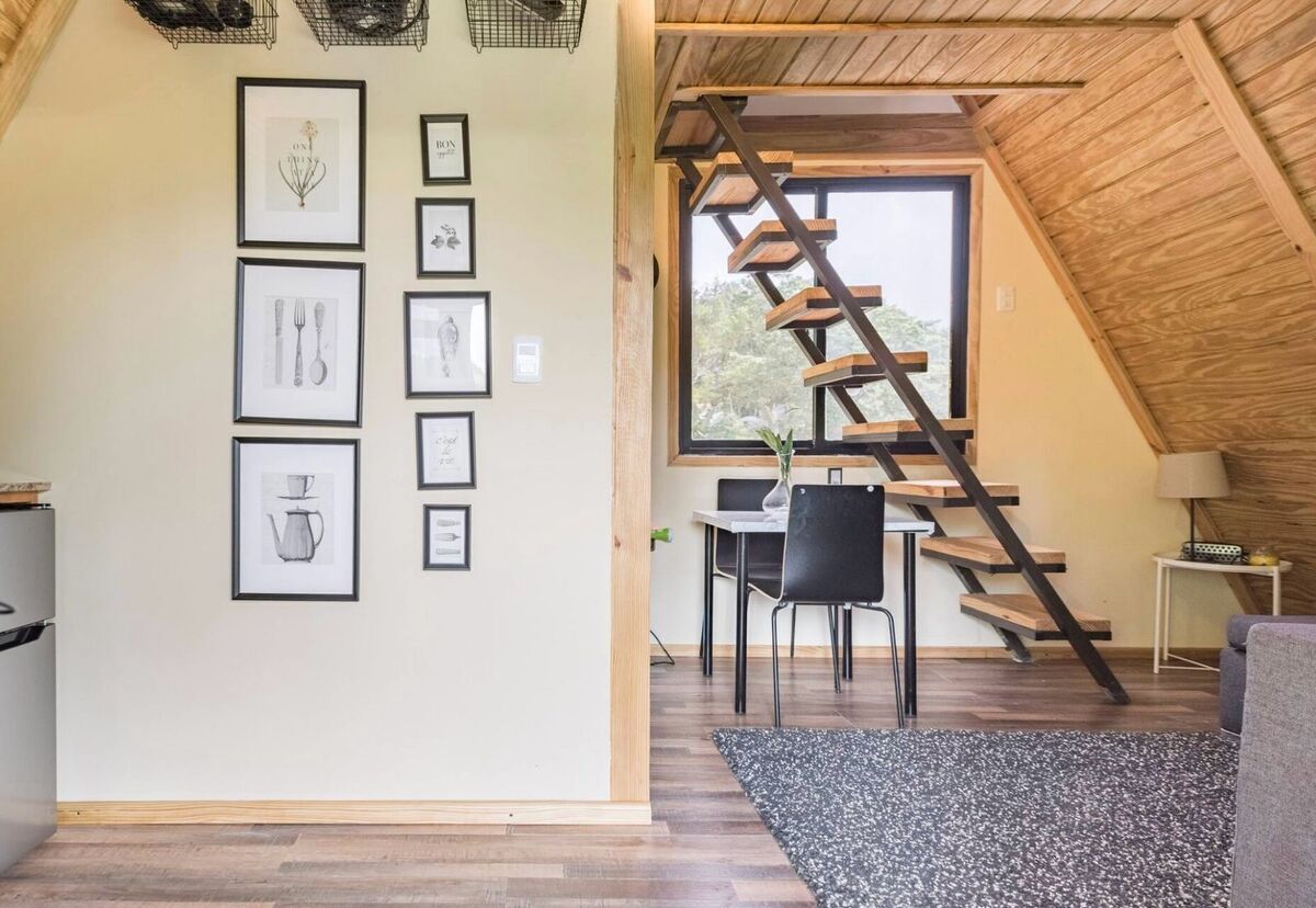 5 de 13: Escalera