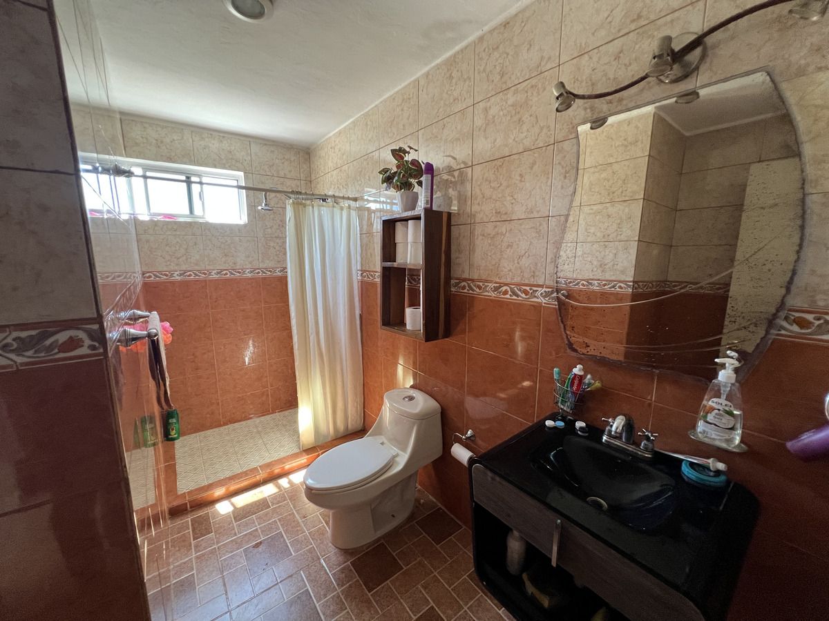 17 de 19: Baño ampliado