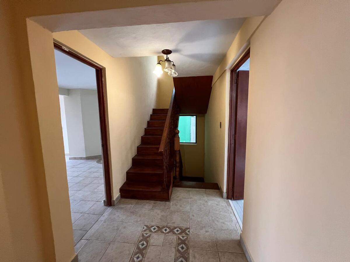 24 de 40: Hacia 2do piso