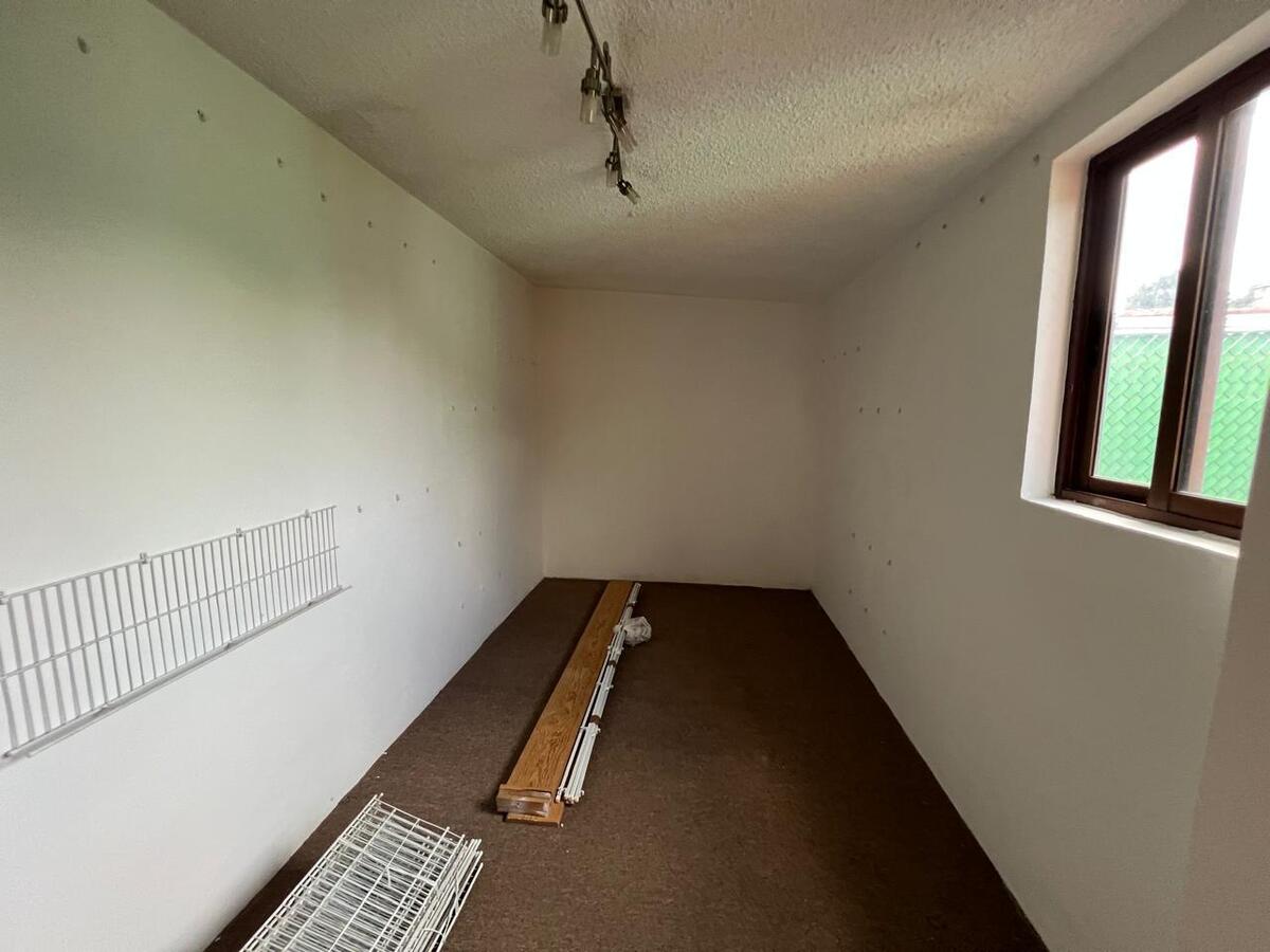 33 de 40: Recamara 3 vestidor