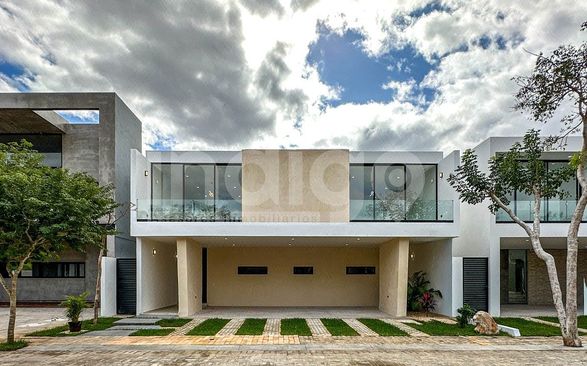 Casa en Venta en Mérida en Privada Soluna, Temozón Norte