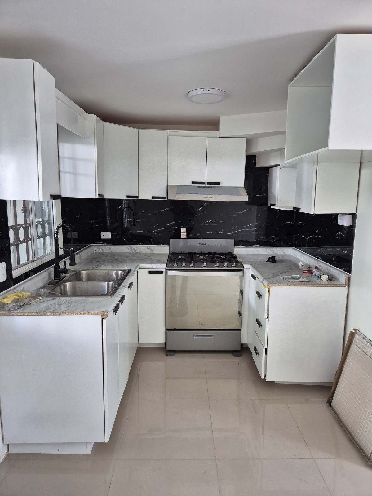 5 of 23: Cocina