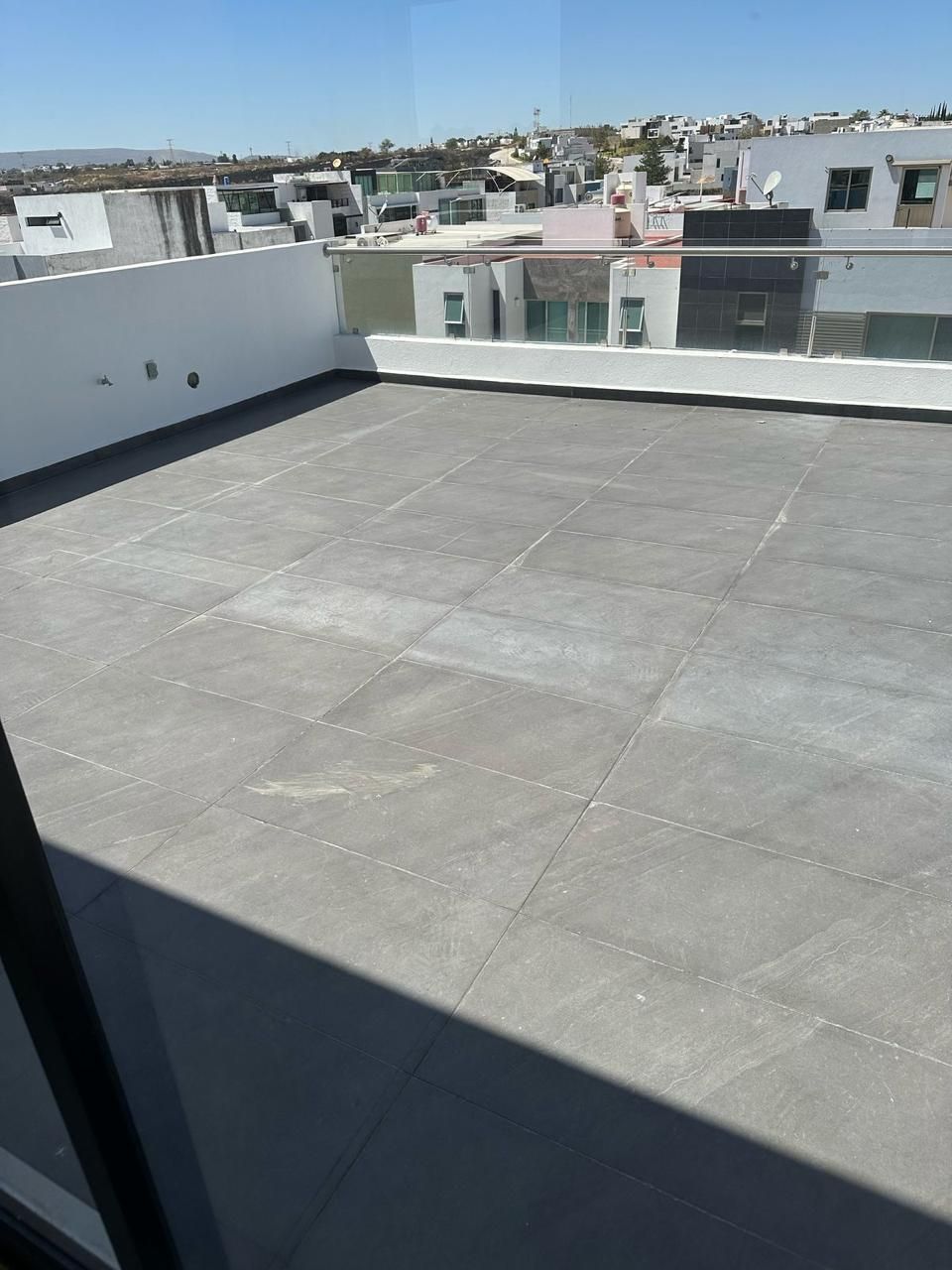 2 de 16