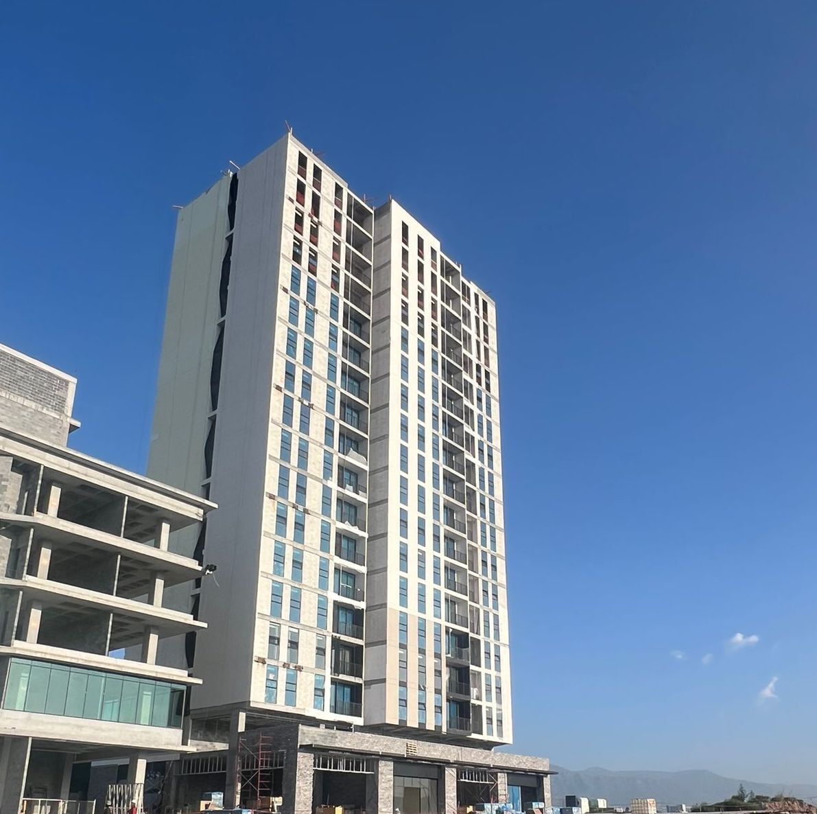 1 de 21: Fachada Torre Moranta