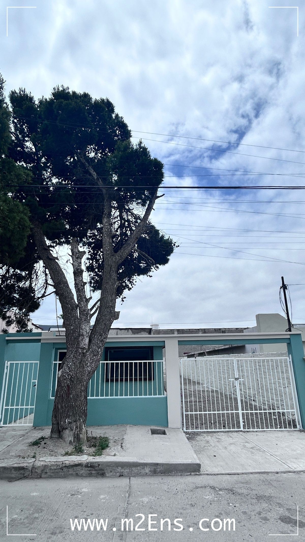 1 of 7: Frente