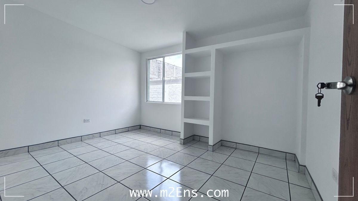 5 of 7: Segunda habitación