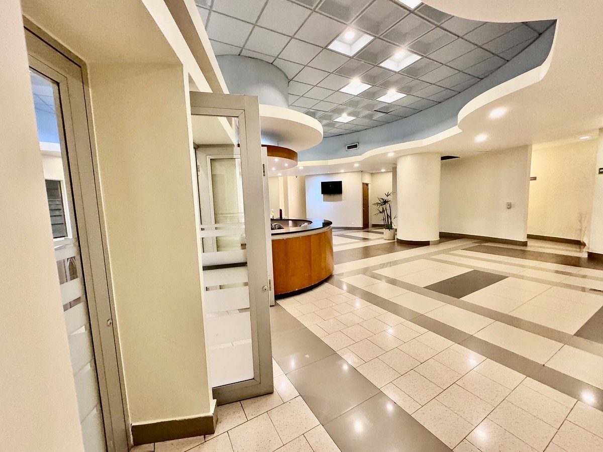 Alquilo varios Pisos de 1,450 m2 en Zona Centrica Premium, foto 1 de 14