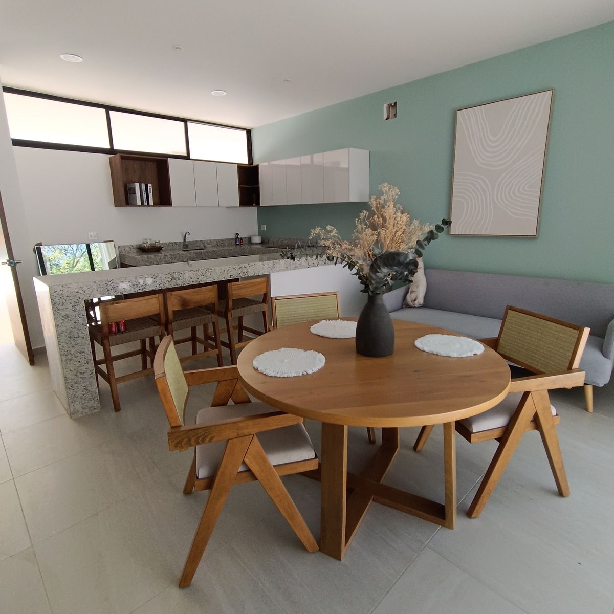 3 de 16: Sala y comedor