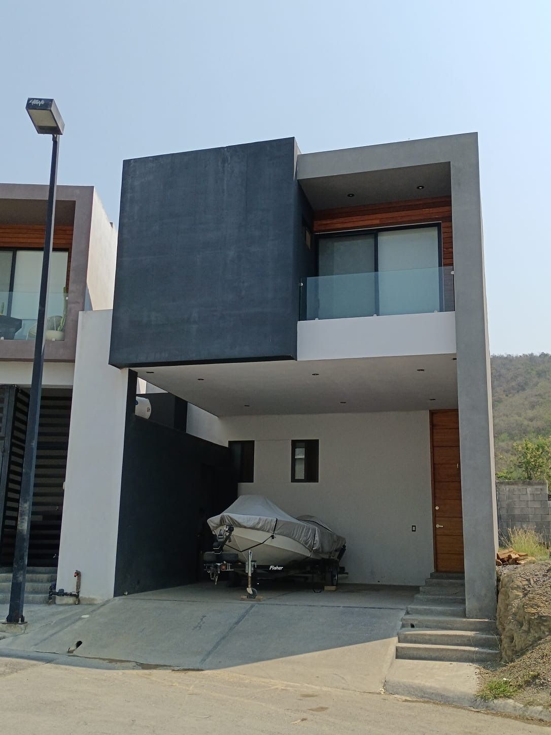 2 de 21: Fachada de la casa