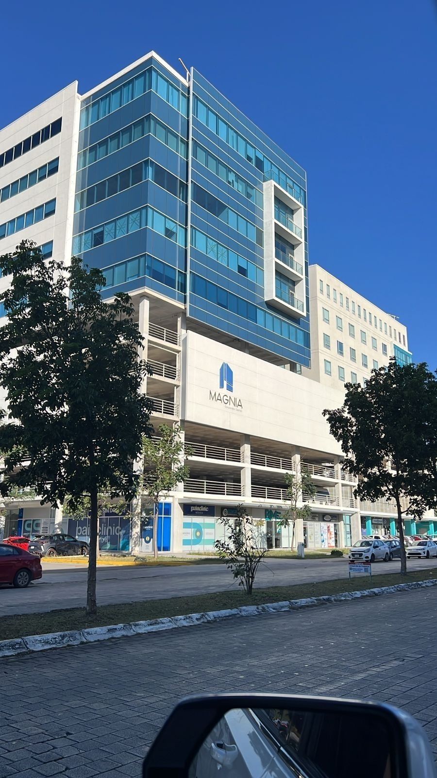 1 de 3