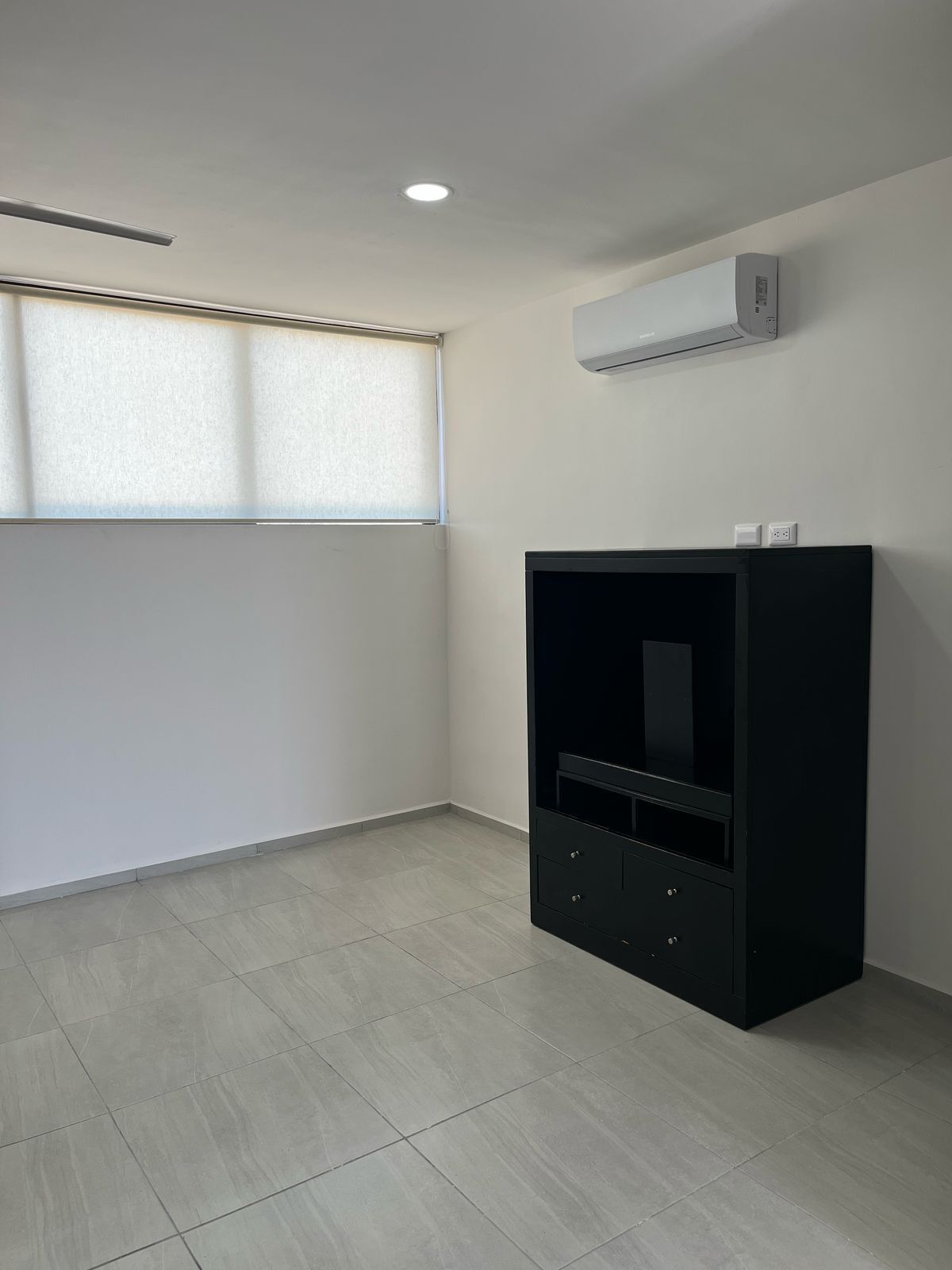 3 of 21: area de sala