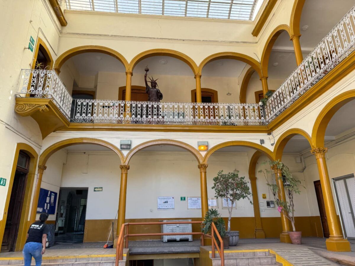 4 de 15