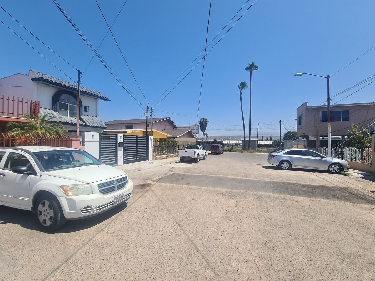 4 de 31: VISTA HACIA BLVD BENITEZ