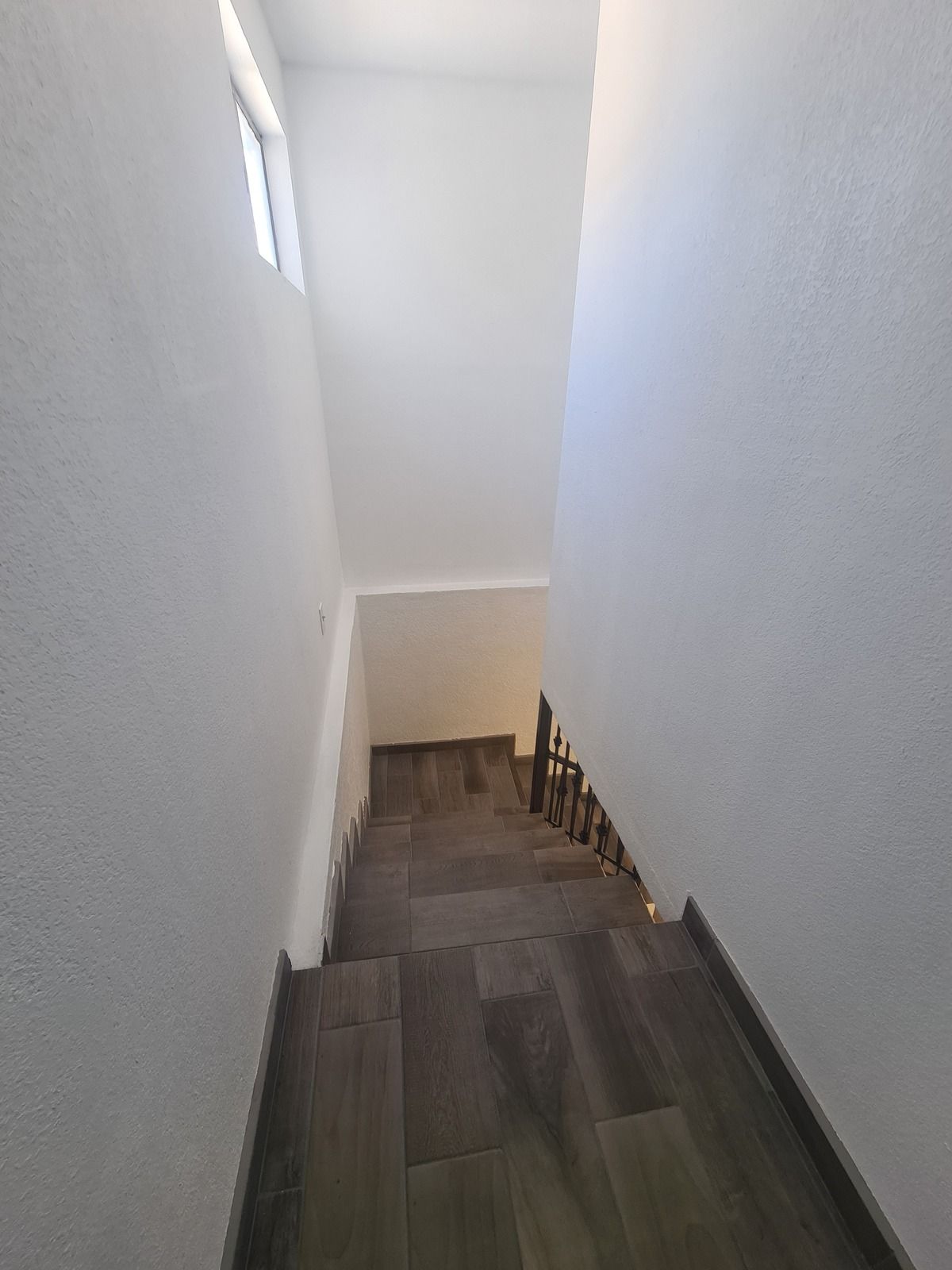 22 de 31: CUBO DE LA ESCALERA
