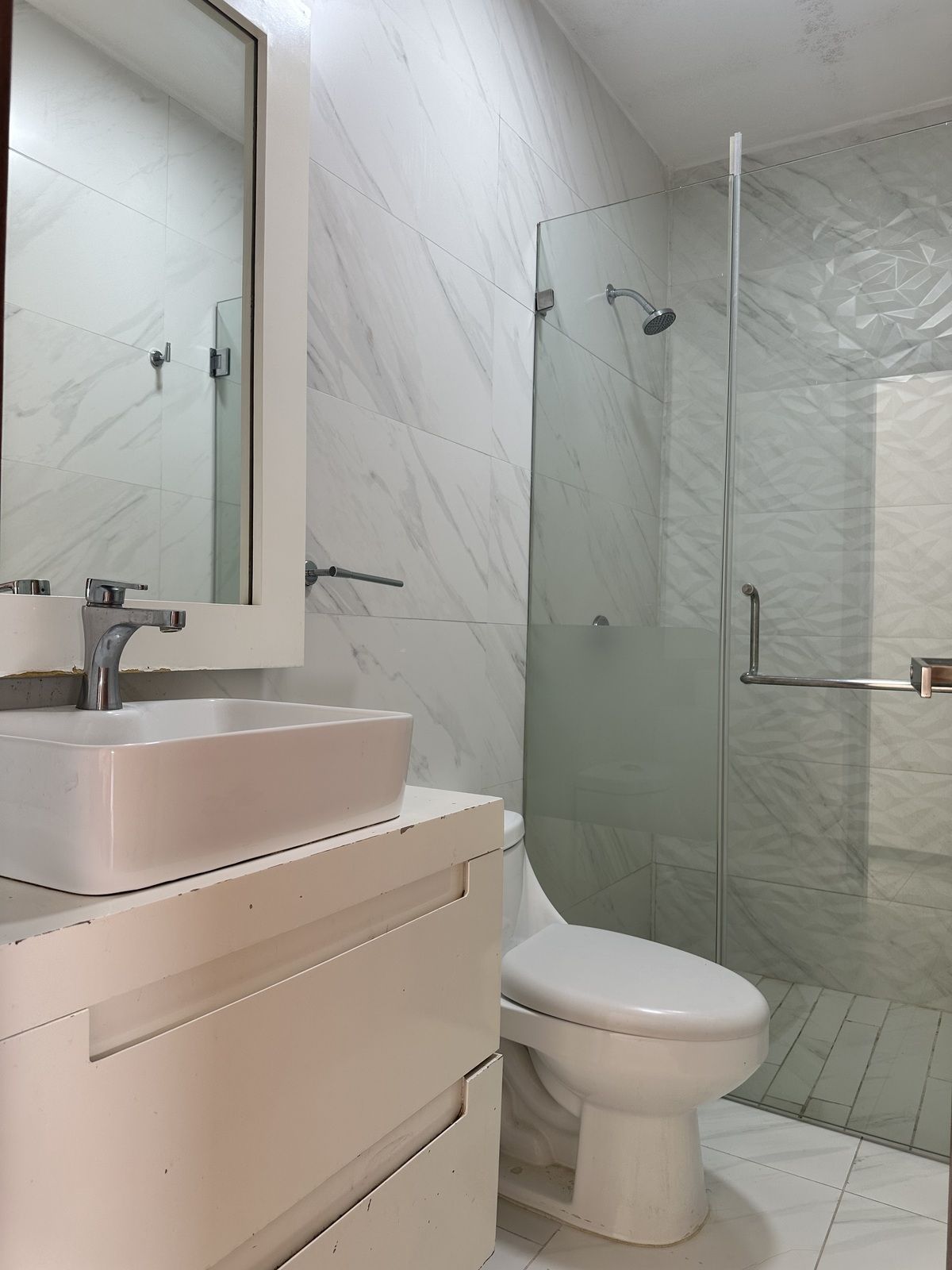 10 of 15: baño completo