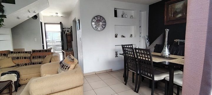 4 de 28