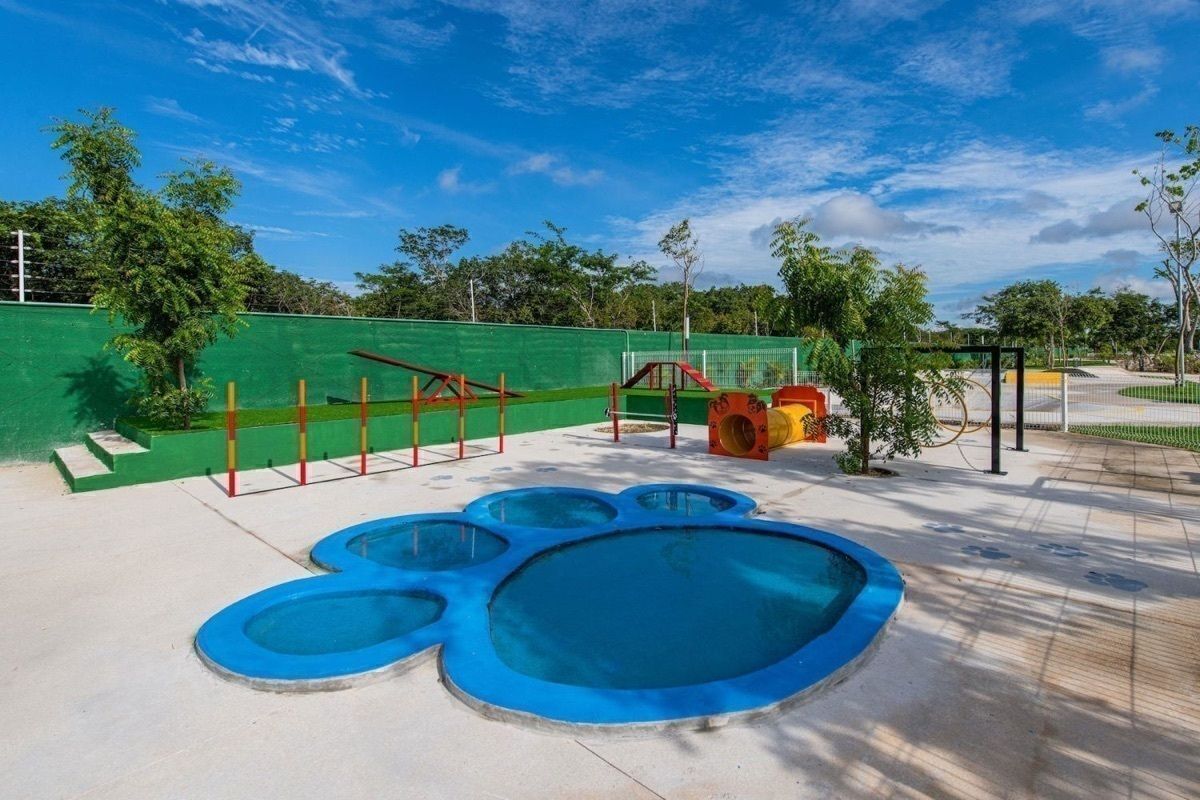 17 de 27: PET PARK