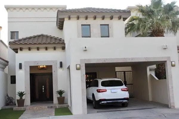 Se Vende Casa en Privada Balboa (Mexicali, B.C.)