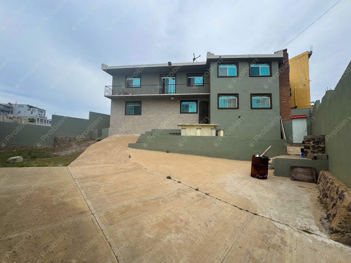 Casa Colonial en Venta en Playas de Rosarito – 460 m² de Terreno