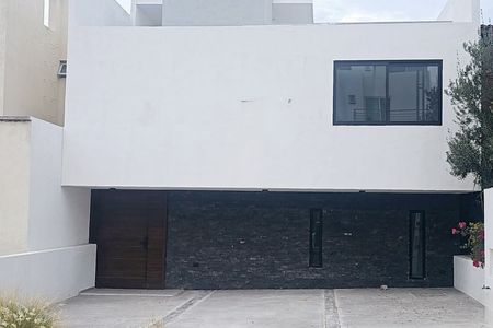 EB-TE3682