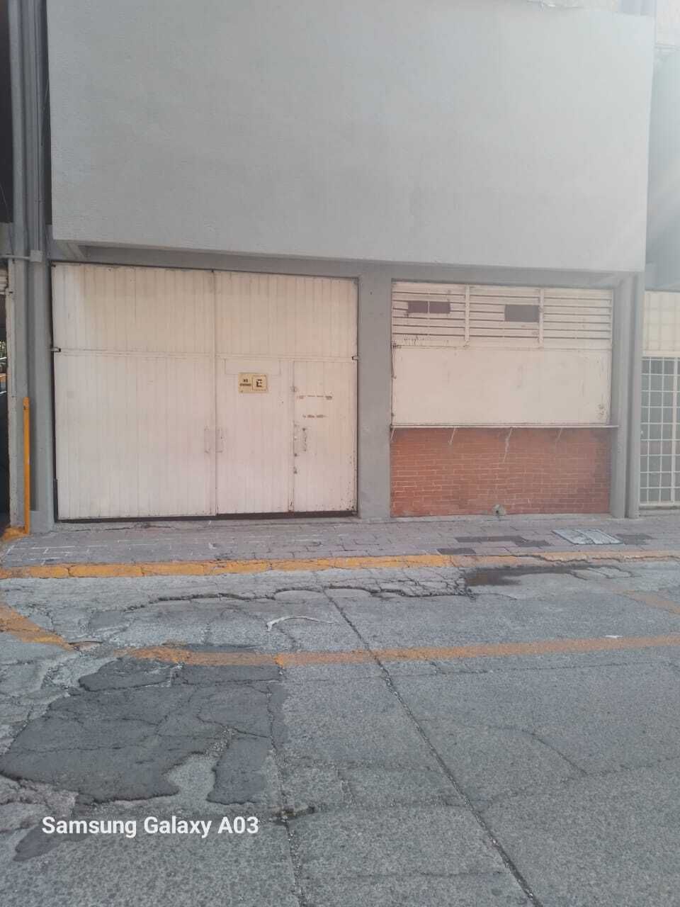 1 de 3