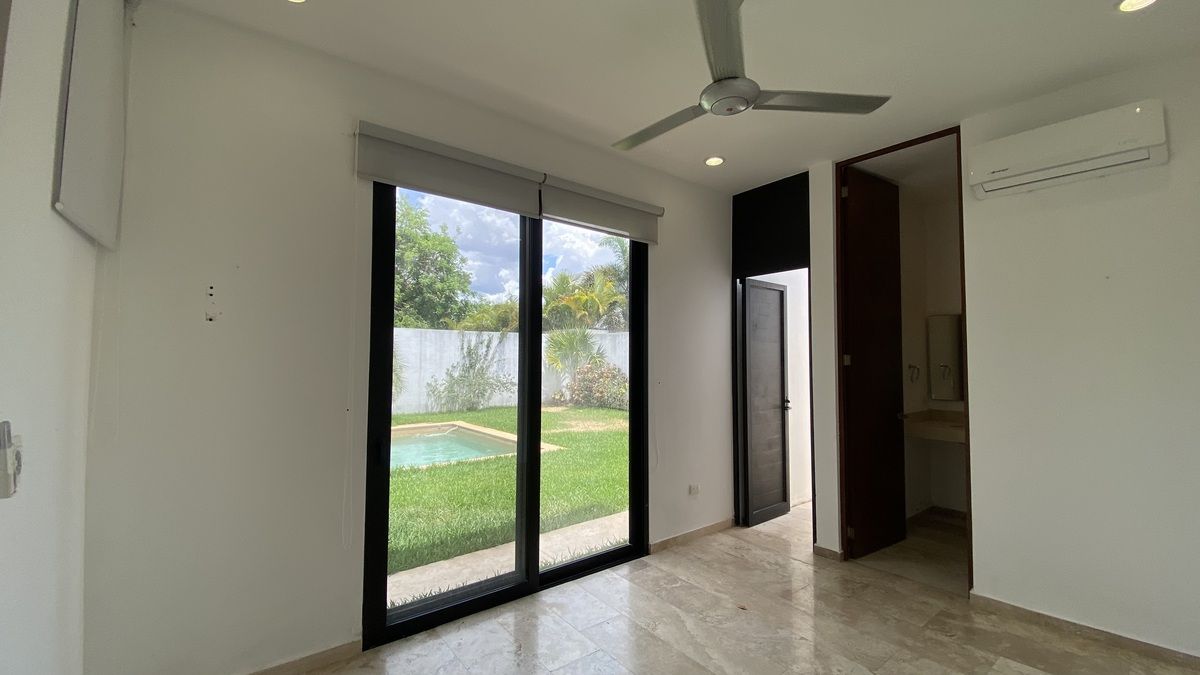 7 de 29: Habitación o estudio planta baja