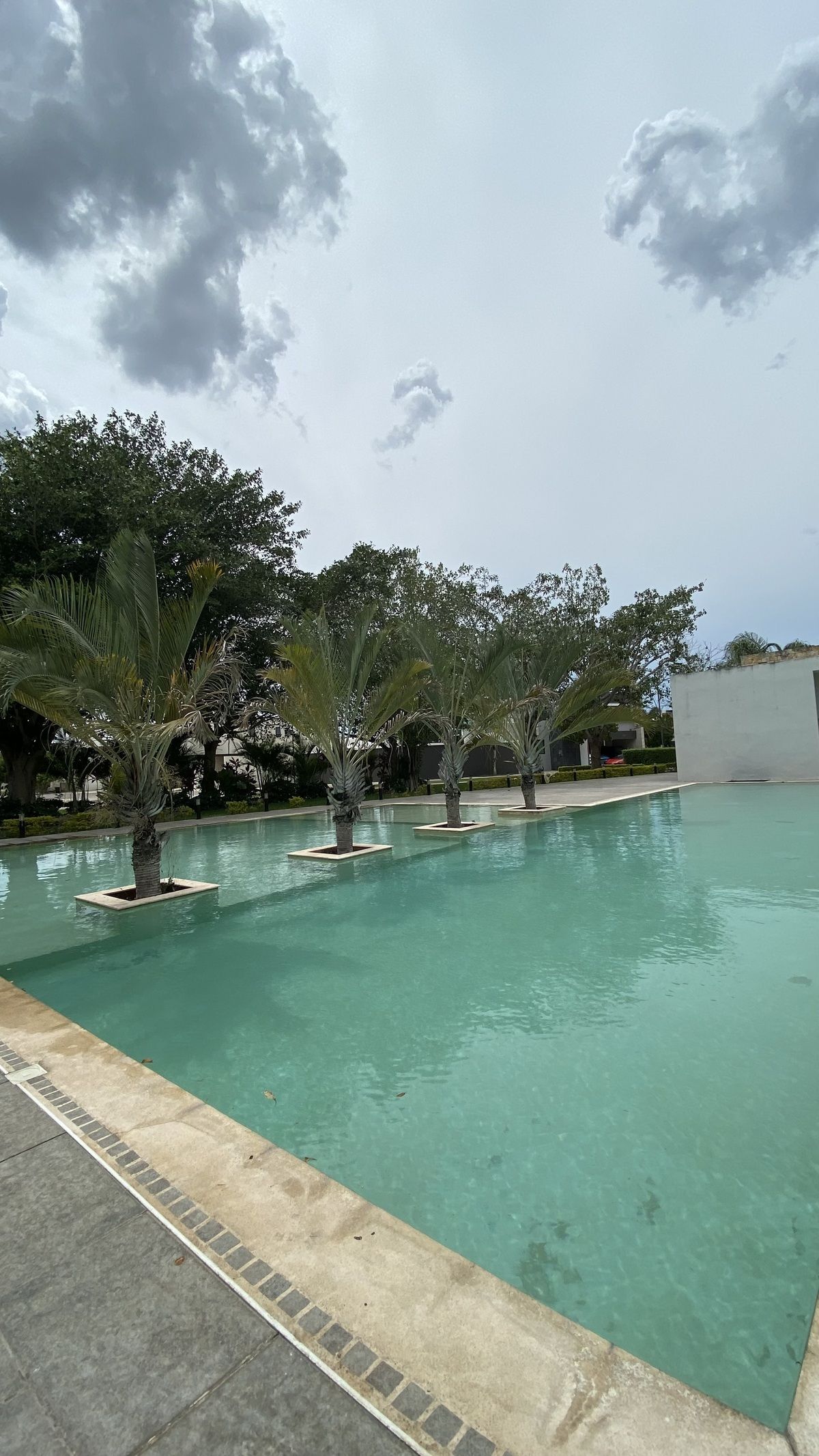 26 de 29: Piscina casa club