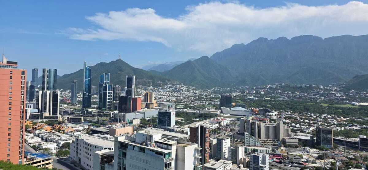 15 de 19: VISTA HACIA EL SUR