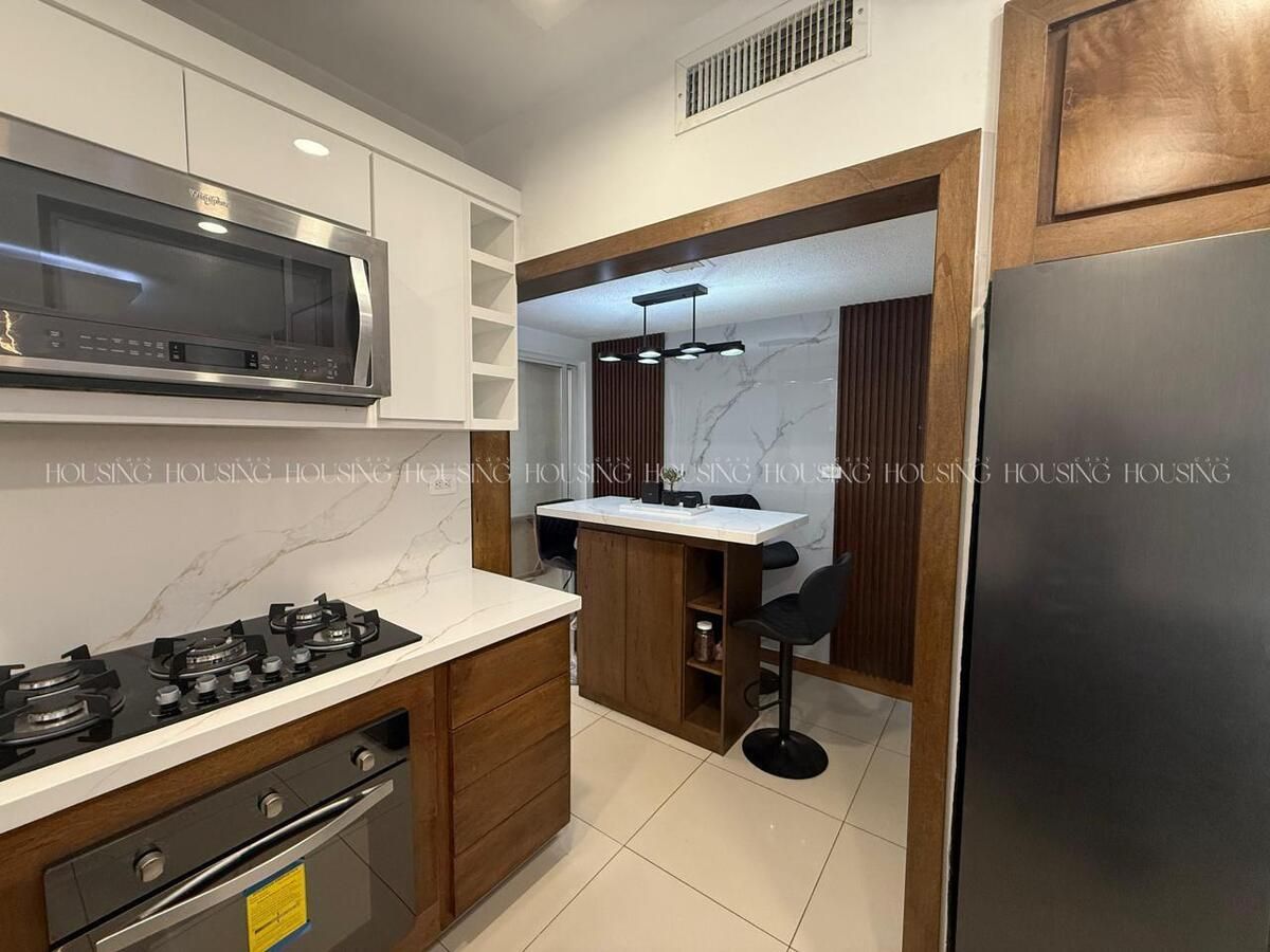 4 of 14: Cocina