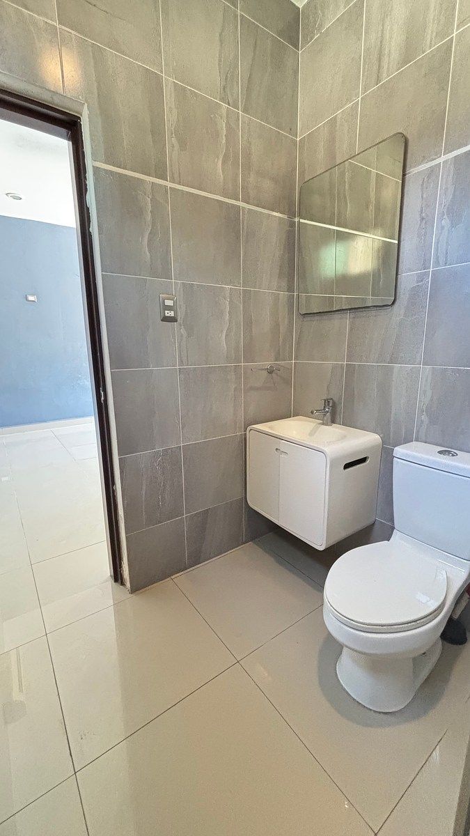 42 de 42: baño habitación secundaria