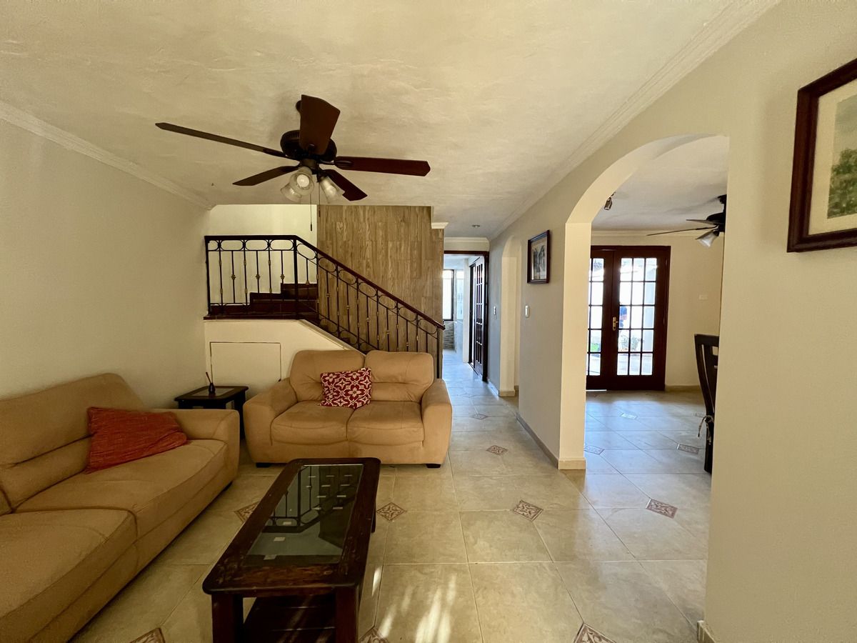 5 de 25: Sala