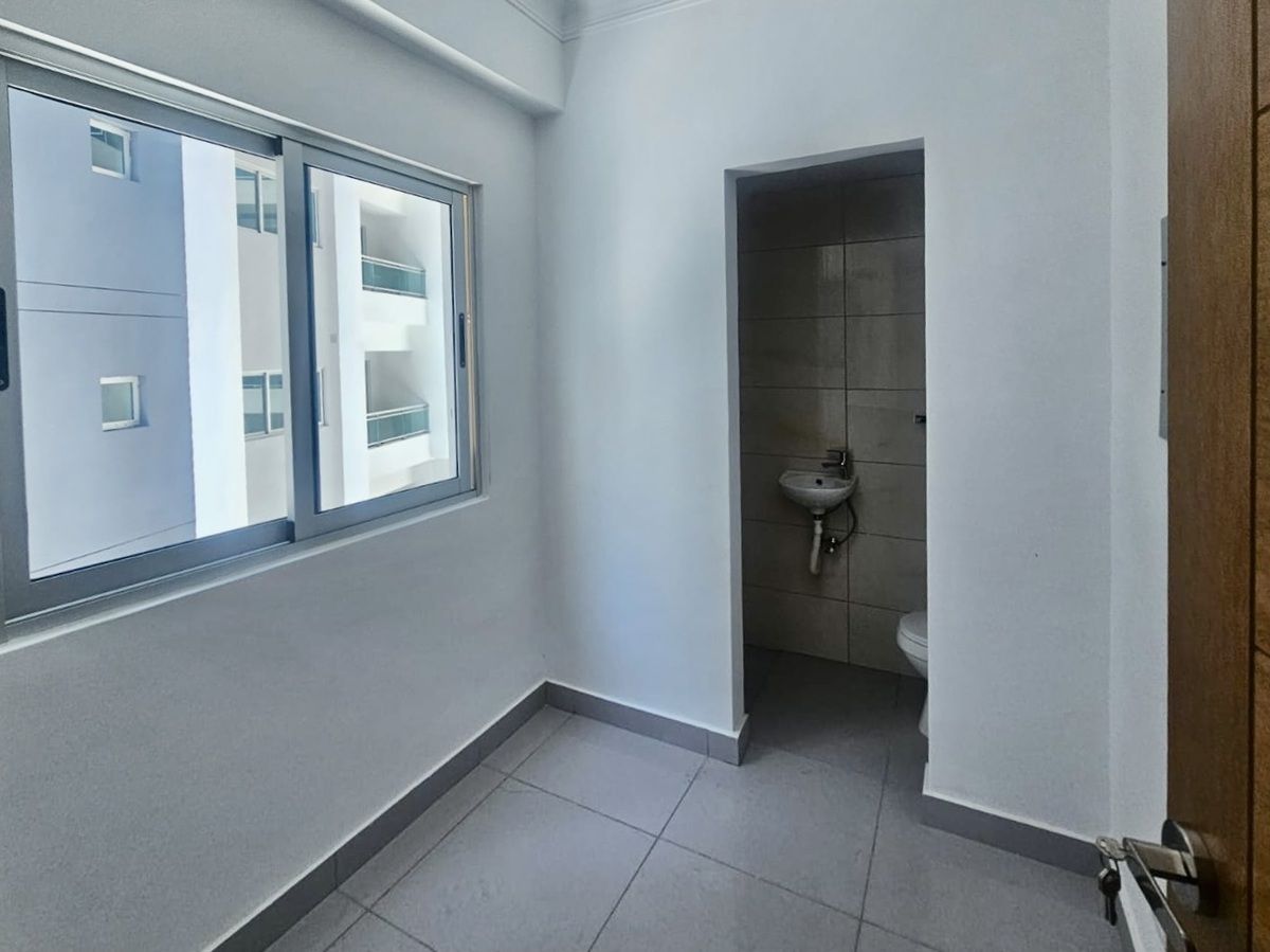 22 de 30: habitacion de servicio
