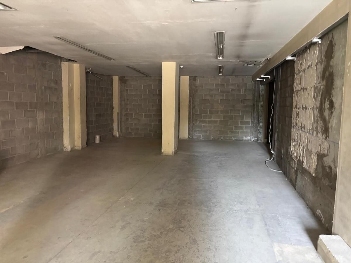 3 de 5: Local 2 PB con 369 m2 Totales