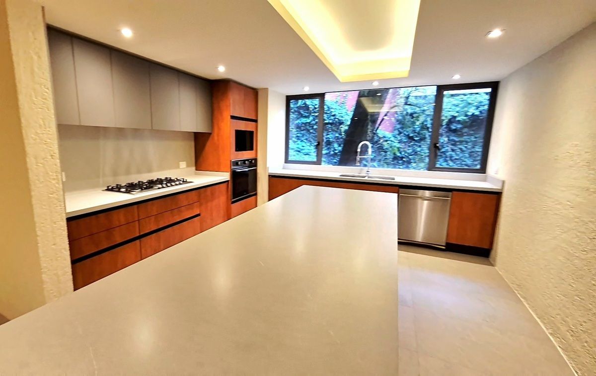 12 of 36: Cocina