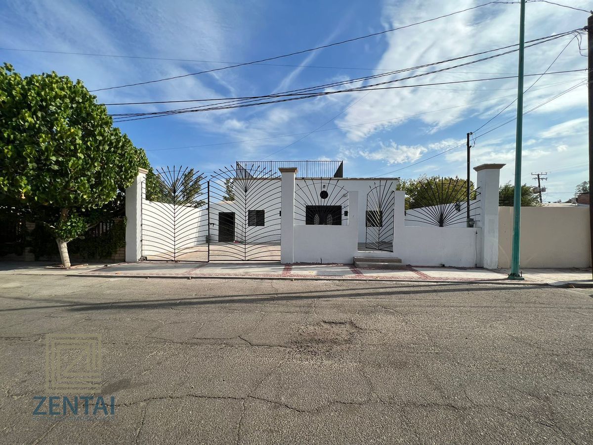 2 of 30: Frente exterior