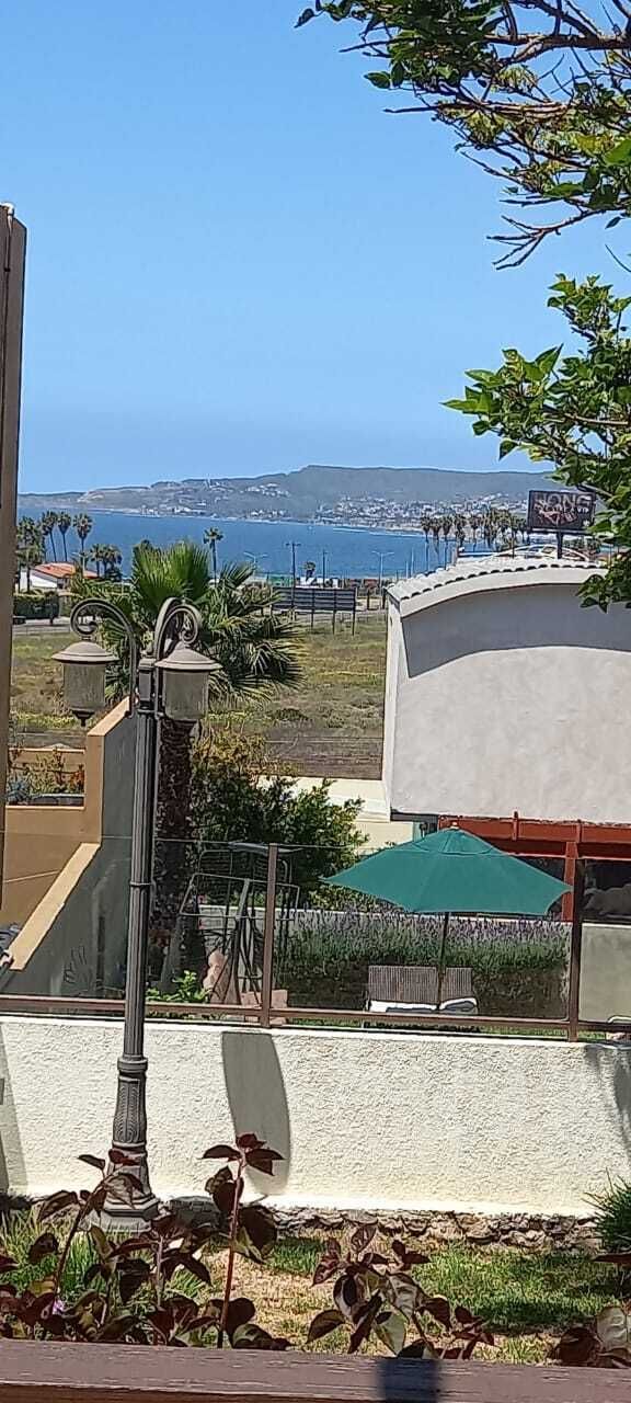 4 de 28