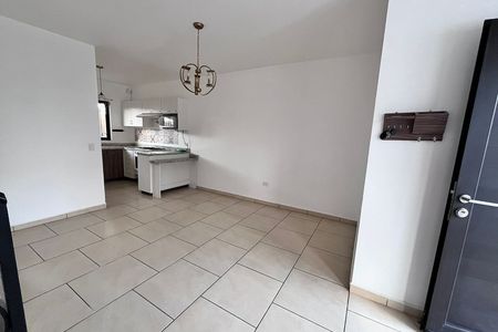 Renta casa San Isidro Queretaro con amenidades y seguridad