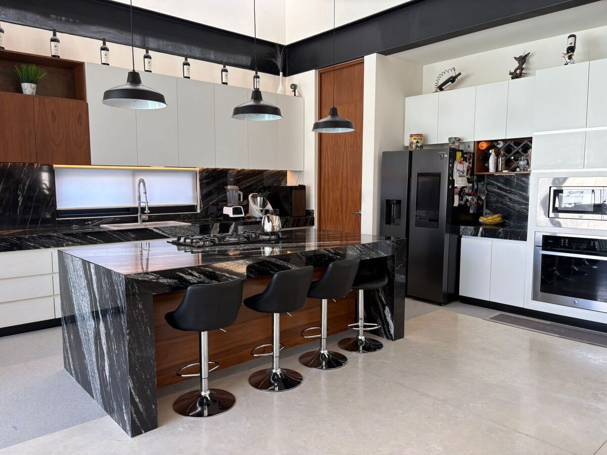 2 de 27: Cocina premier