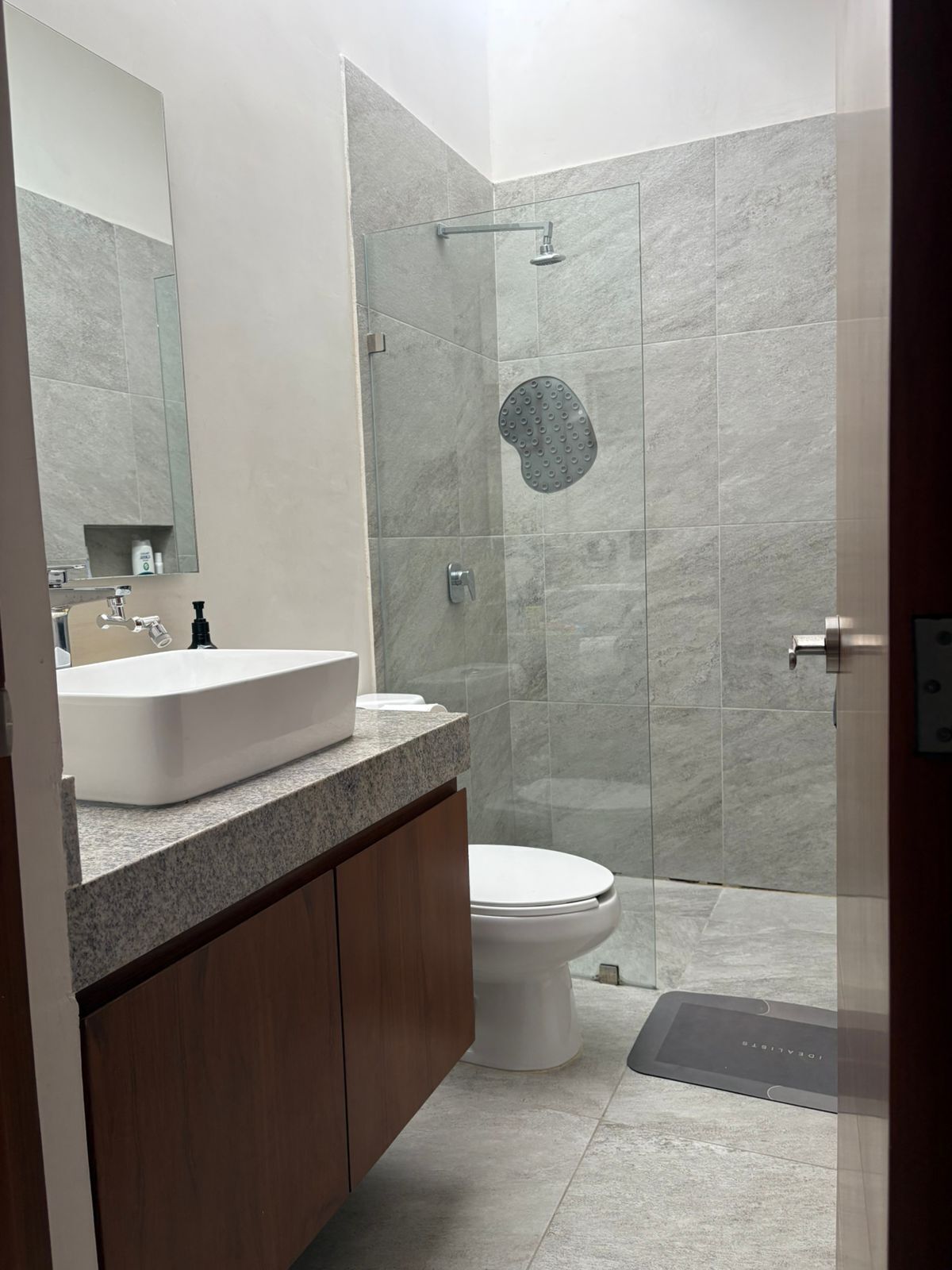 13 de 27: Baño rec principal