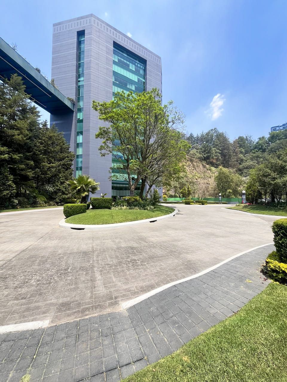 5 de 42: EXTERIOR EDIFICIO
