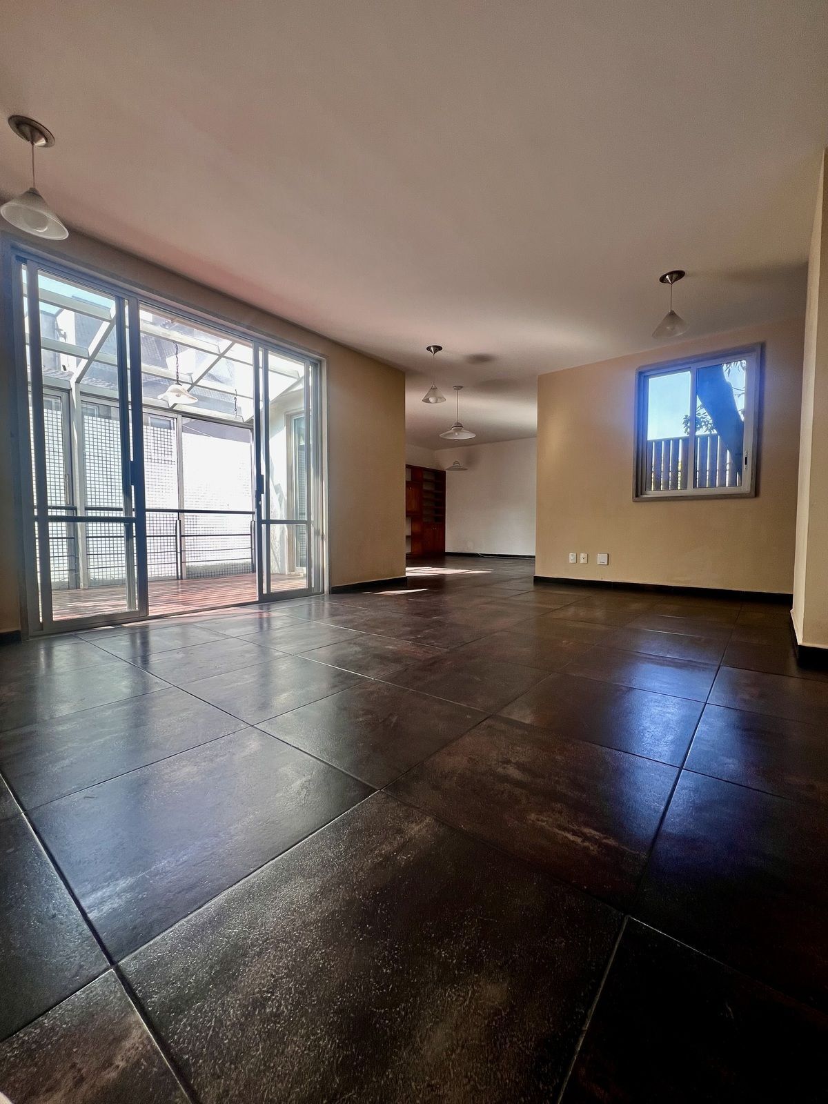 1 de 36: Sala con Terraza